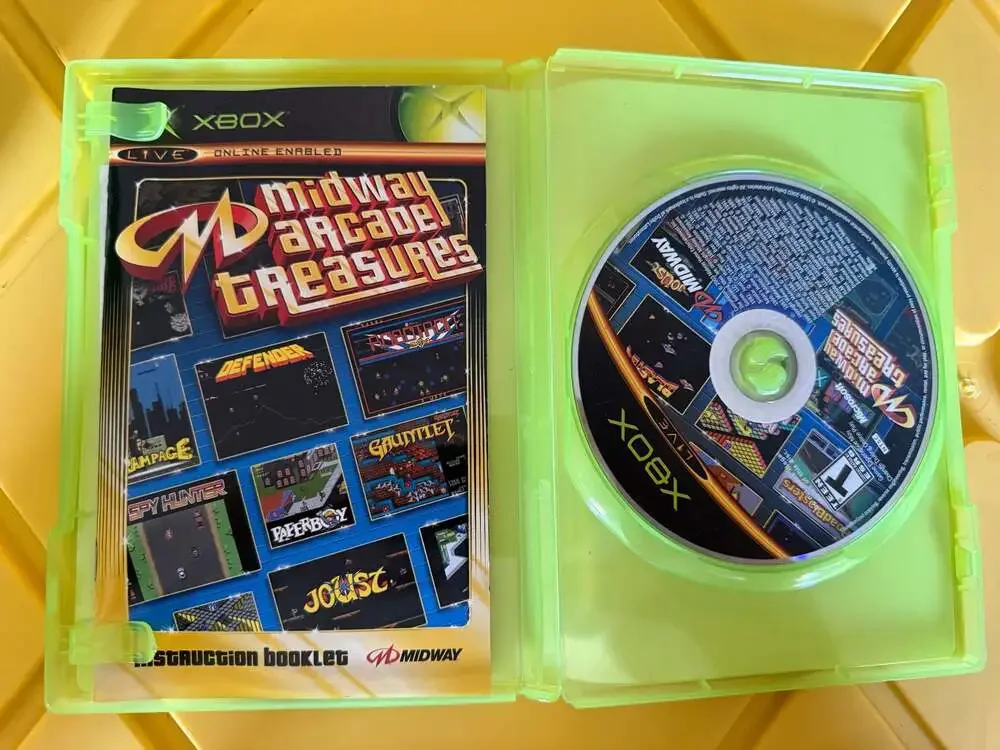 Midway Arcade Treasures (Microsoft Xbox, 2003) Complete in Box
